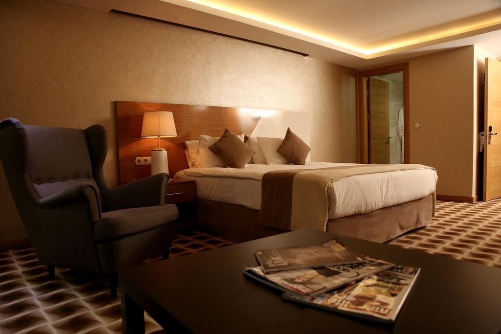 Way Hotel Izmir Room photo