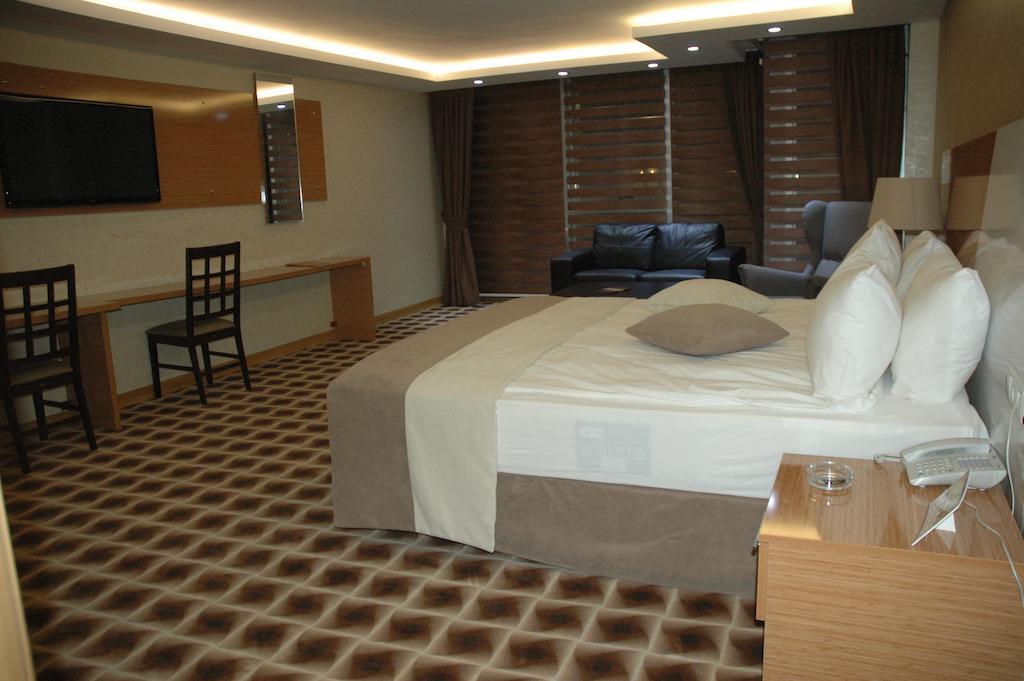 Way Hotel Izmir Room photo