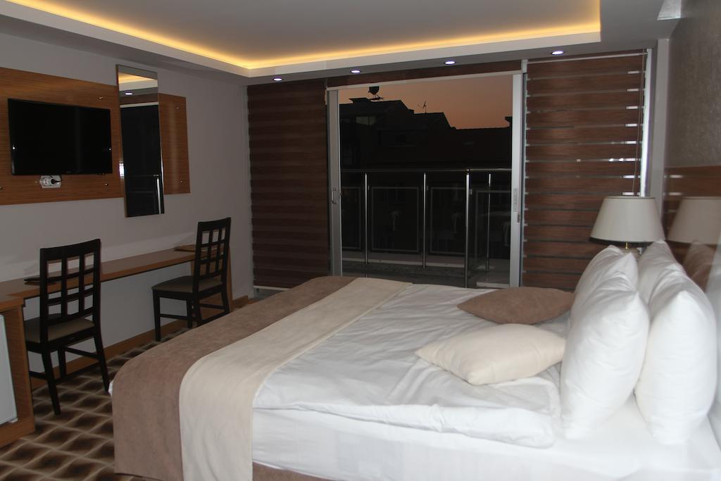 Way Hotel Izmir Room photo