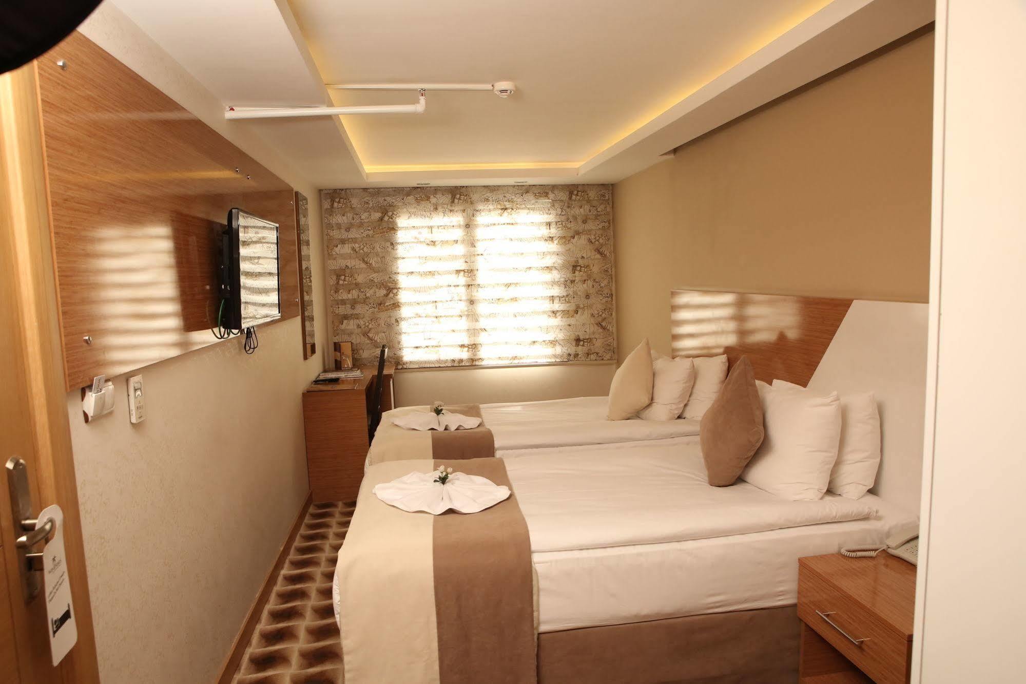 Way Hotel Izmir Exterior photo